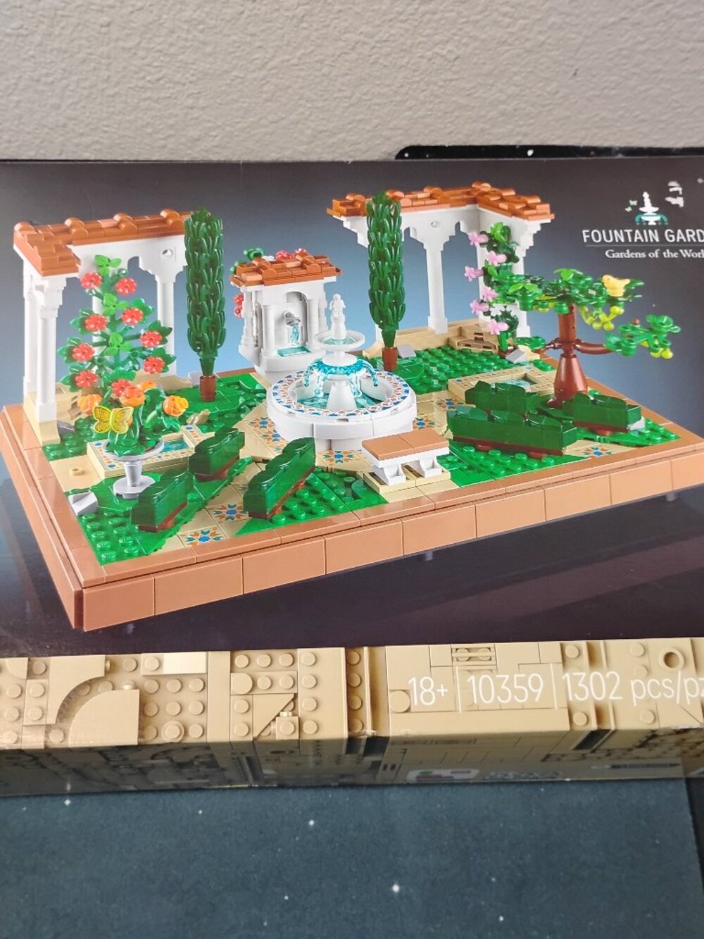 LEGO Icons 10359 Fountain Garden Gardens of the World Brand New Sealed Box